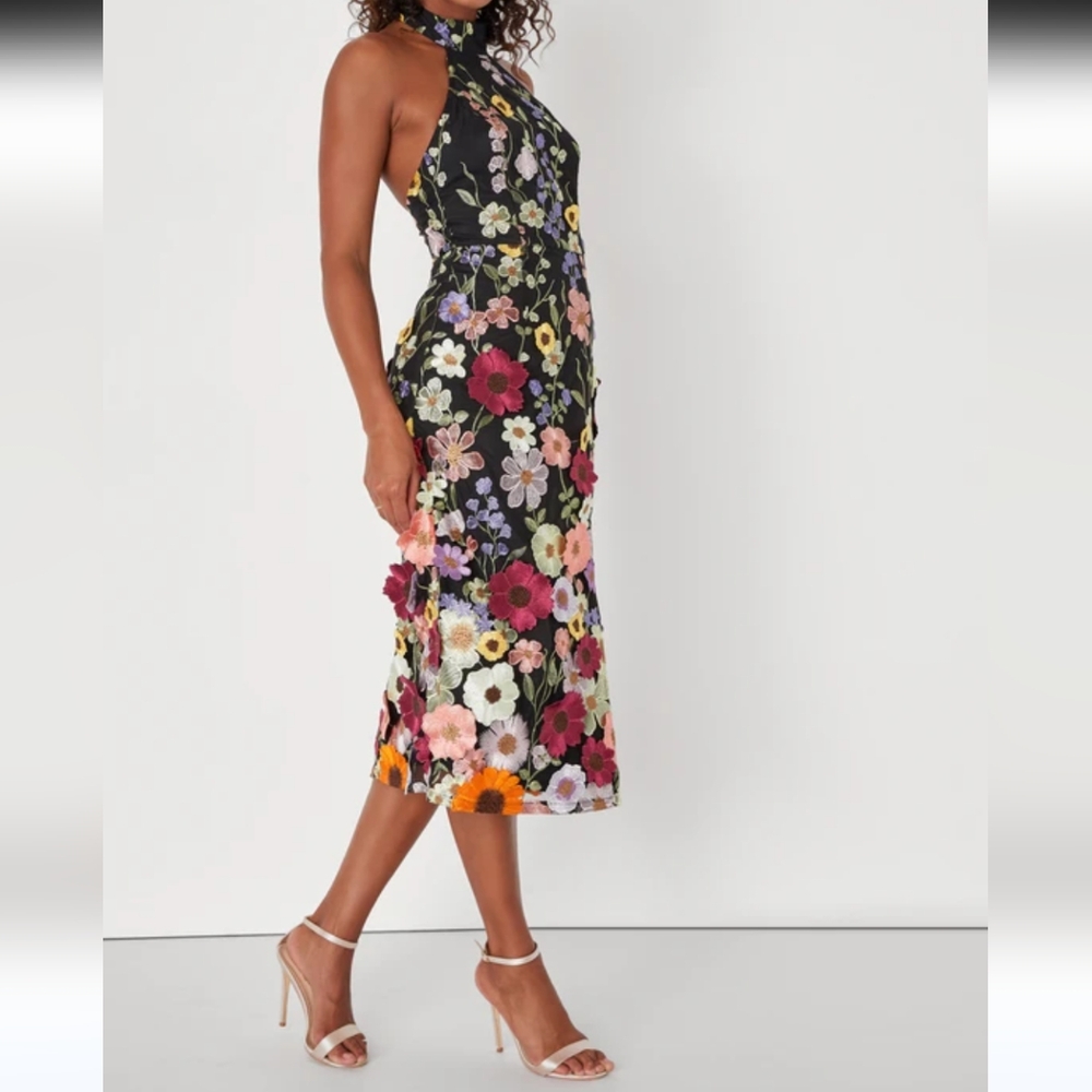 Lulu's Unique Impression Black 3D Floral Embroidered Halter Midi Dress sz M